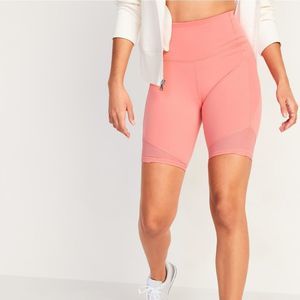 Old Navy High-Waisted Elevate Side Pocket Bermuda Shorts